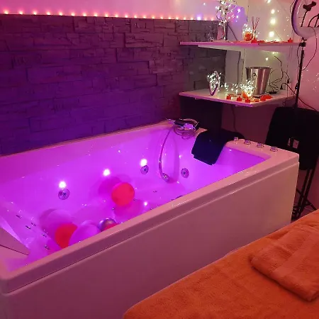 Apartment Loveroom Toulon