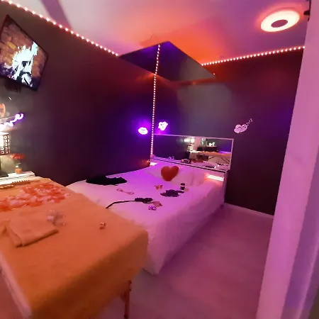 Loveroom